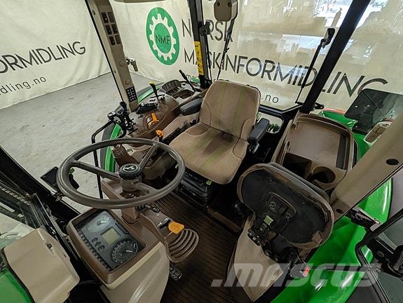 John Deere 5820 Traktorer