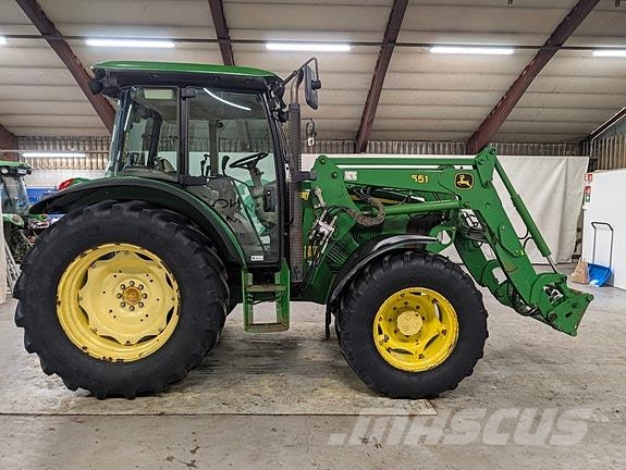John Deere 5820 Traktorer