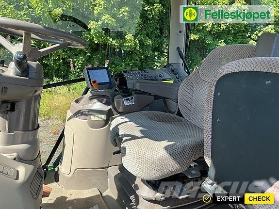 John Deere 6115R 40 km الجرارات