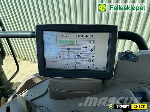 John Deere 6115R 40 km الجرارات