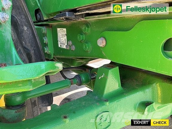 John Deere 6115R 40 km الجرارات
