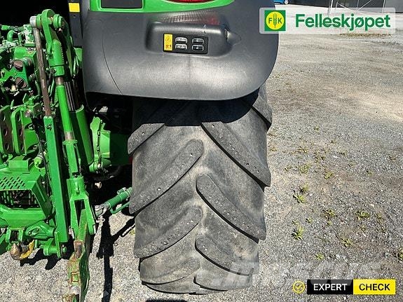 John Deere 6115R 40 km الجرارات