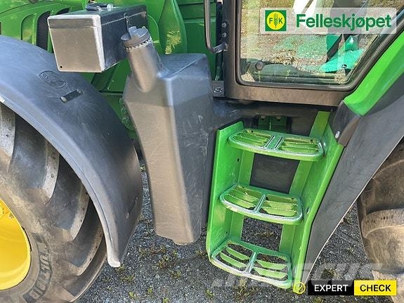 John Deere 6115R 40 km الجرارات