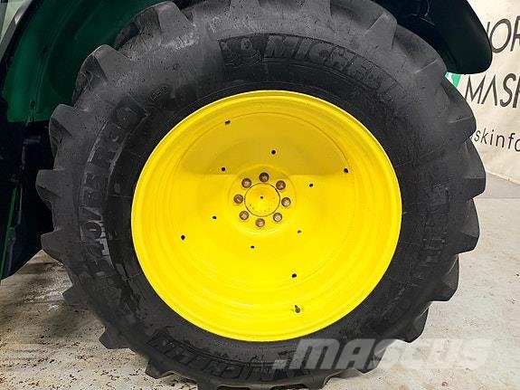John Deere 6115RC #med lasterbukk# Traktorer