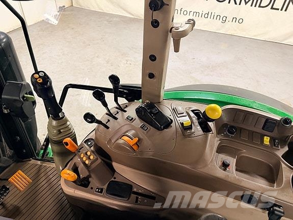 John Deere 6115RC #med lasterbukk# Traktorer