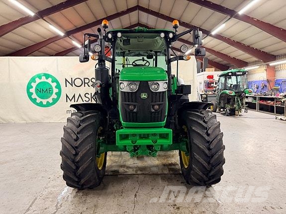 John Deere 6115RC #med lasterbukk# Traktorer