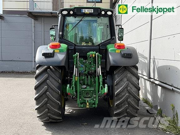 John Deere 6120M الجرارات