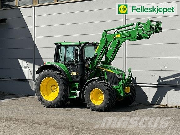 John Deere 6120M الجرارات