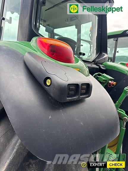 John Deere 6120M Traktorji
