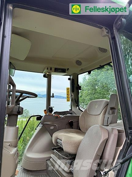John Deere 6120M Traktorer