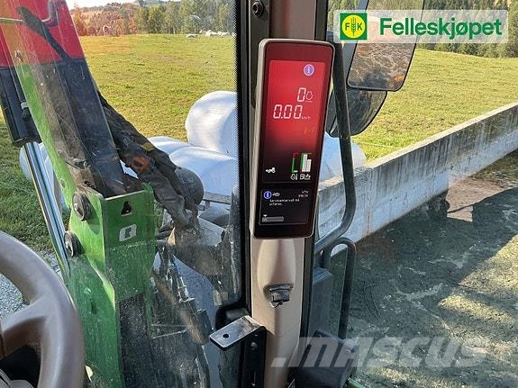 John Deere 6120M Traktorji