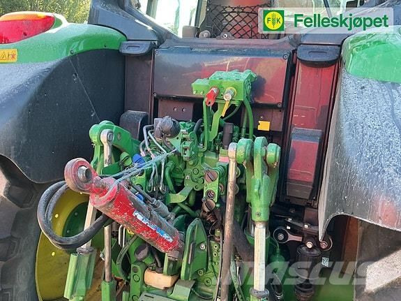 John Deere 6120M Traktorji