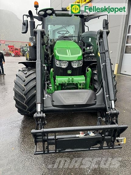 John Deere 6120M Traktorer