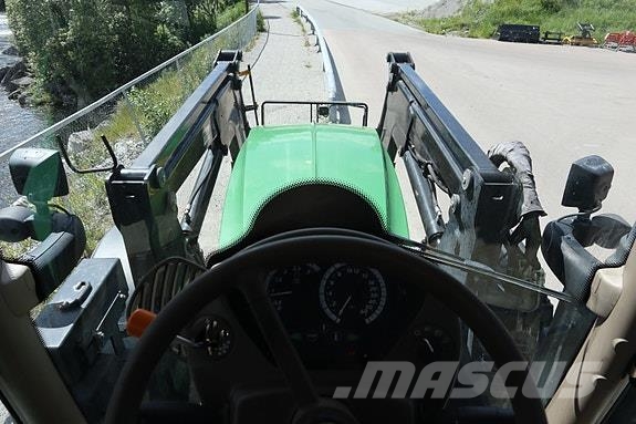 John Deere 6130 R Traktorit