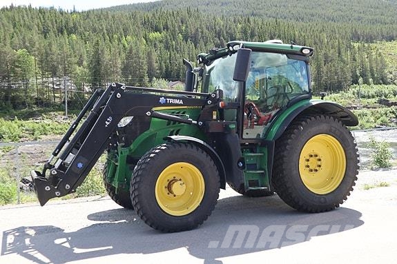 John Deere 6130 R Traktorit