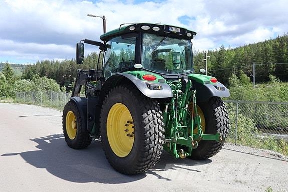 John Deere 6130 R Traktorit