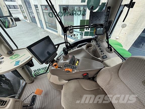 John Deere 6130R الجرارات