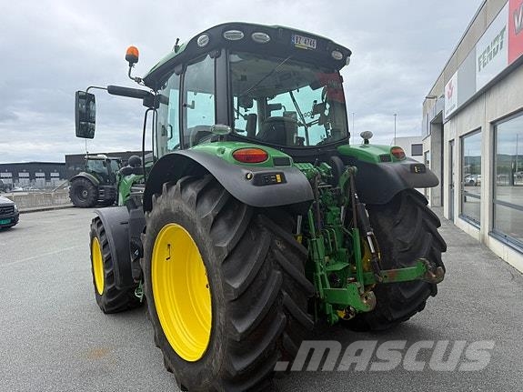 John Deere 6130R الجرارات