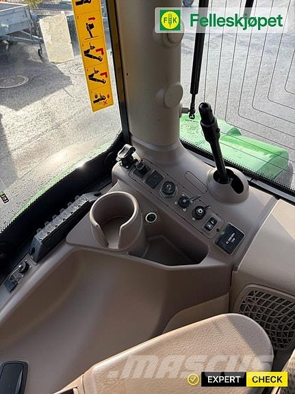 John Deere 6130R Traktorer