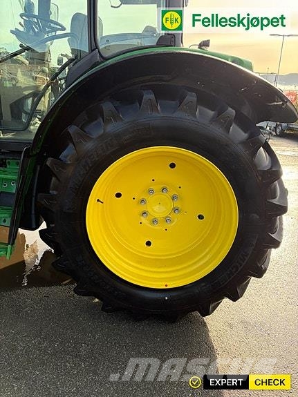 John Deere 6130R Traktorer