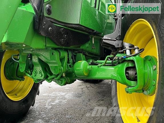 John Deere 6130R Traktorer
