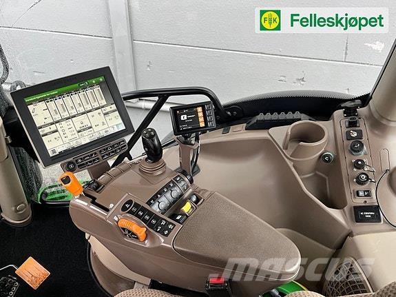 John Deere 6130R Traktorer