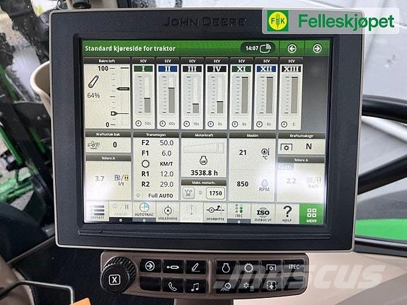 John Deere 6130R Traktorer