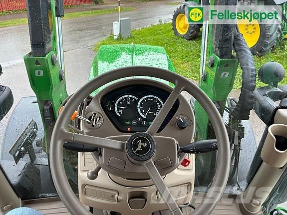 John Deere 6130R autopower 50km/t, kun 2950 timer, GPS Tratores Agrícolas usados