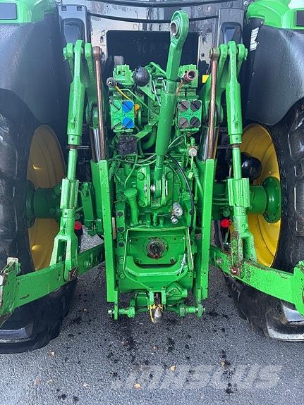 John Deere 6150R الجرارات