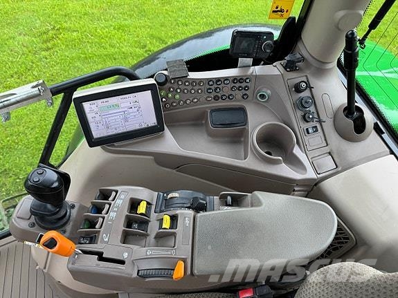 John Deere 6150R AutoPower الجرارات