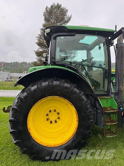 John Deere 6150R AutoPower الجرارات