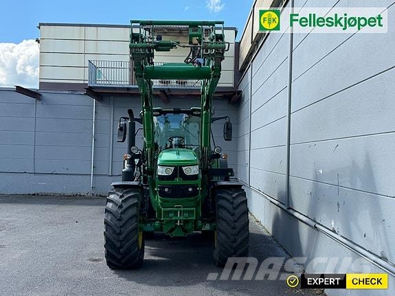 John Deere 6155M الجرارات