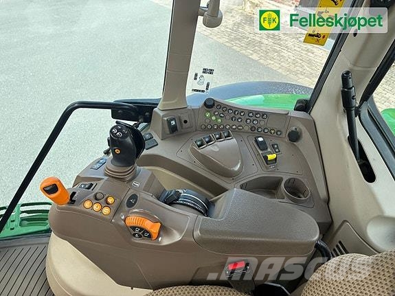 John Deere 6155M med Ålø laster Traktorer