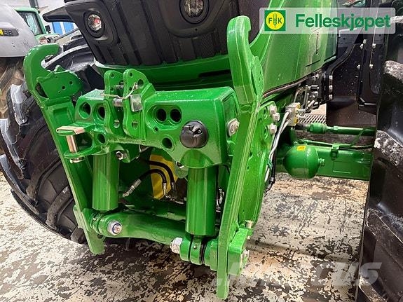 John Deere 6155R Traktorji