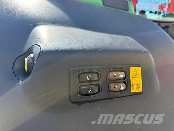 John Deere 6155R Tractoren