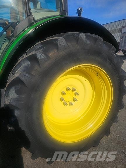 John Deere 6155R Tracteur