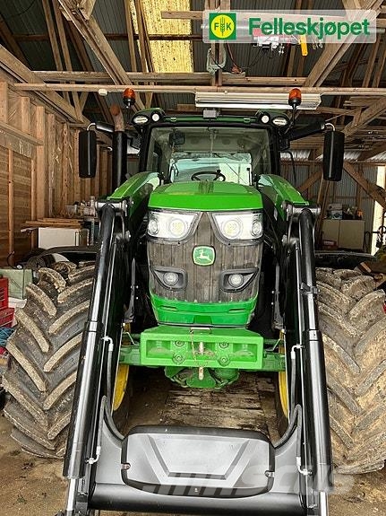 John Deere 6155R Traktorer