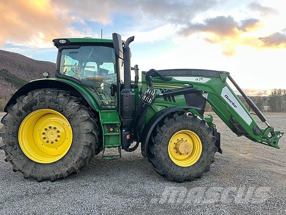 John Deere 6215R Traktörler