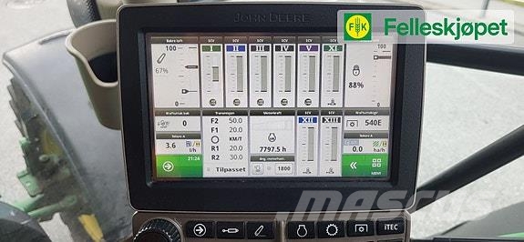 John Deere 6215R 50 KM Traktori