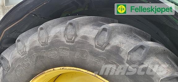 John Deere 6215R 50 KM Traktori