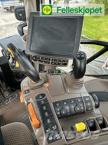 John Deere 6230R 50 km Traktorer