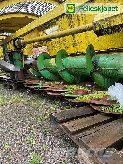 John Deere 625 Skjærebord Комплектующие сельхозмашин для уборки сена