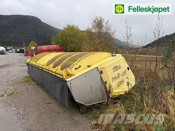 John Deere 625 Skjærebord Комплектующие сельхозмашин для уборки сена
