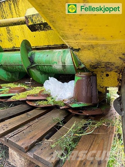 John Deere 625 Skjærebord Комплектующие сельхозмашин для уборки сена