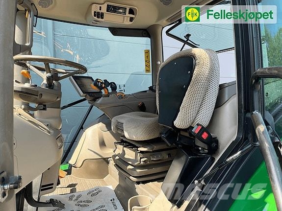John Deere 6250R Traktorok