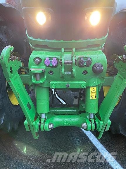 John Deere 6250R Traktorok