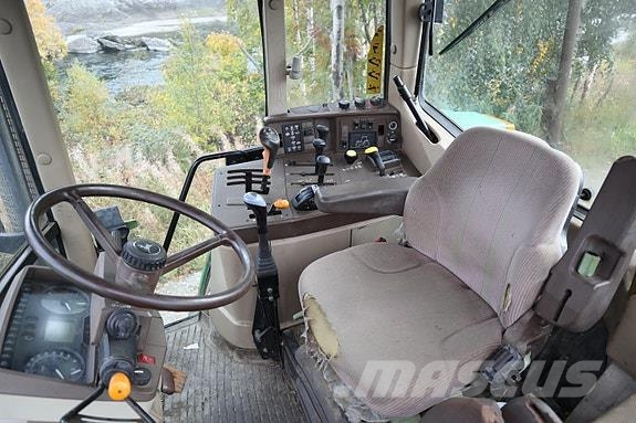 John Deere 6310 Traktori