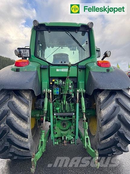 John Deere 6830 PREMIUM 50 km Traktorer