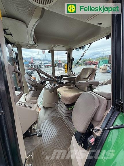 John Deere 6930 Traktorer