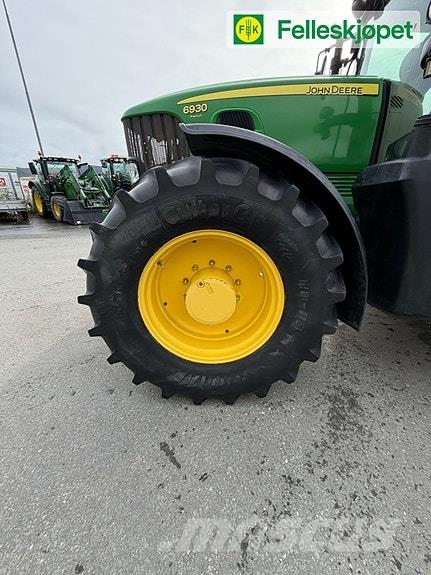 John Deere 6930 Traktorer
